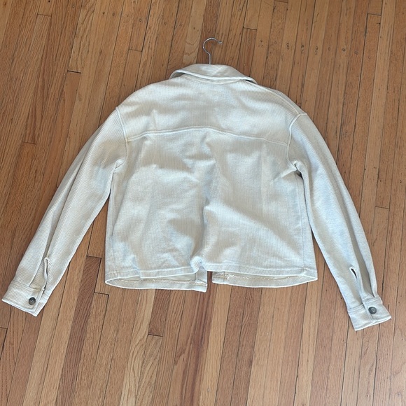 Thread & Supply Ranger Crop Shacket - Picture 4 of 6